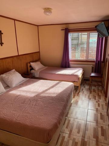 Nikos II Adventure Hostel Пуерто Наталес Екстериор снимка
